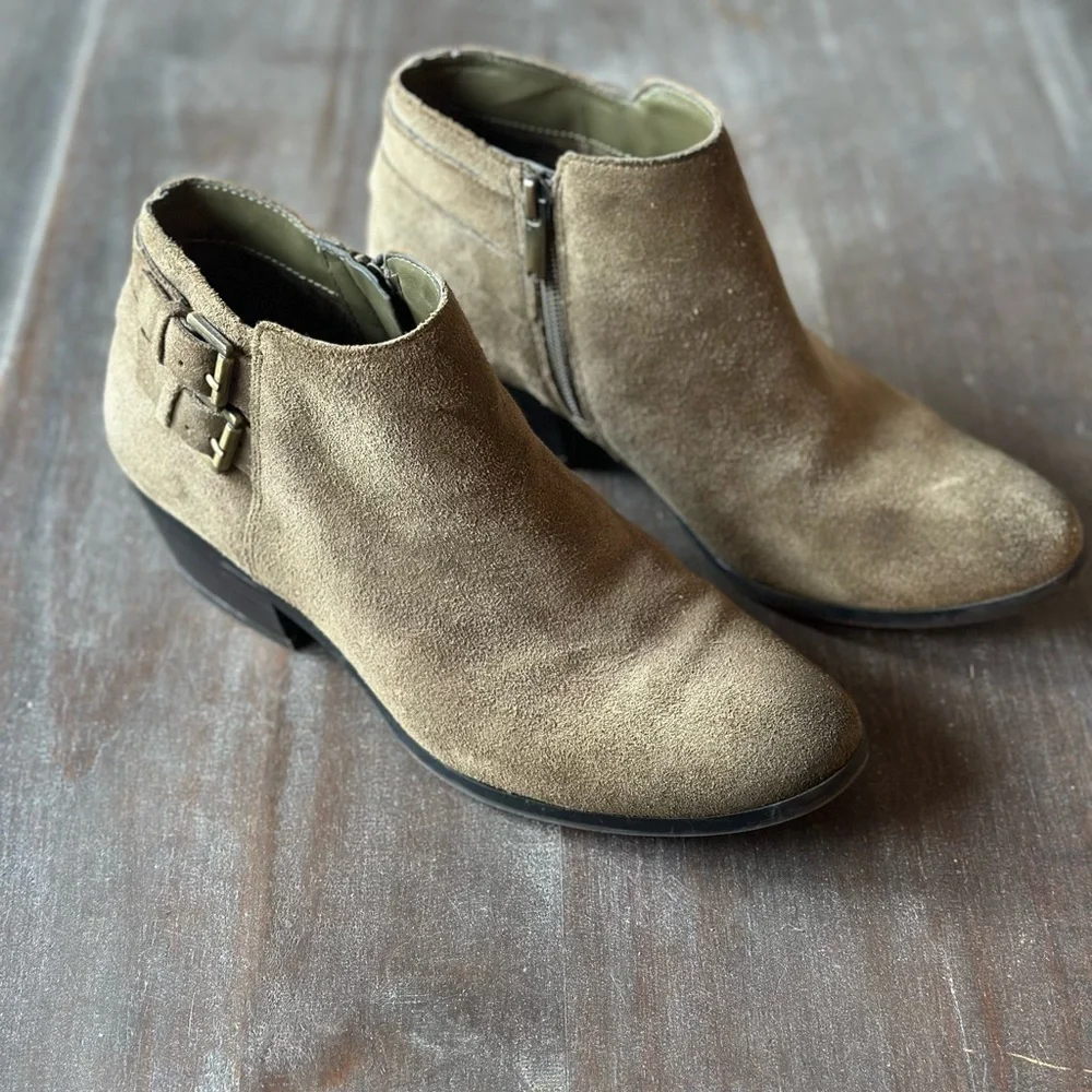 Sam Edelman Women’s Olive Green Suede Strappy Buckle Zip Ankle Booties Size 7